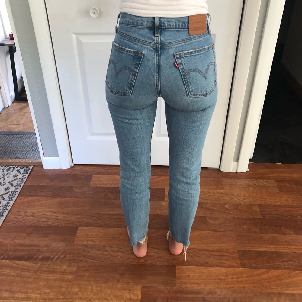 Levi light wash jeans